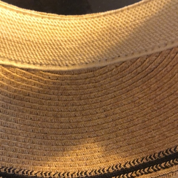 Target Tan and Black Weaved Structured Vacation Sun Visor - Picture 6 of 8